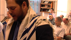 Rabbi Yerachmiel Shapiro leads Shabbat services at his synagogue in Red Bank, New Jersey.