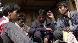 Azad with other pickpockets learning the trade