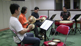 Li Zhonghua assembled a group of Chinese percussionists for Stewart Wallace’s score. Li Zhonghua assembled a group of Chinese percussionists for Stewart Wallace’s score.