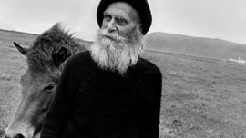 Gudjon Thorsteinsson and his horse Gudjon Thorsteinsson and his horse