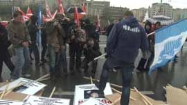 Nashi activist demonstrates against the opposition