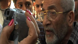 Bosayna Kamel wields a camera and freshly manicured nails as she makes her case for democracy in Egypt Bosayna Kamel wields a camera and freshly manicured nails as she makes her case for democracy in Egypt